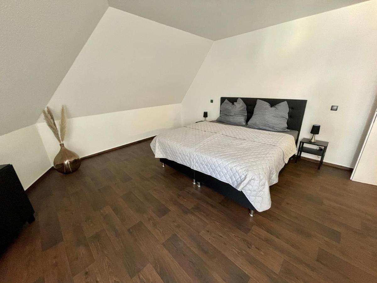 Ferienwohnung Augenblick - Stylisches Apartment In Der Besten Altstadtlage Von Erfurt Extérieur photo